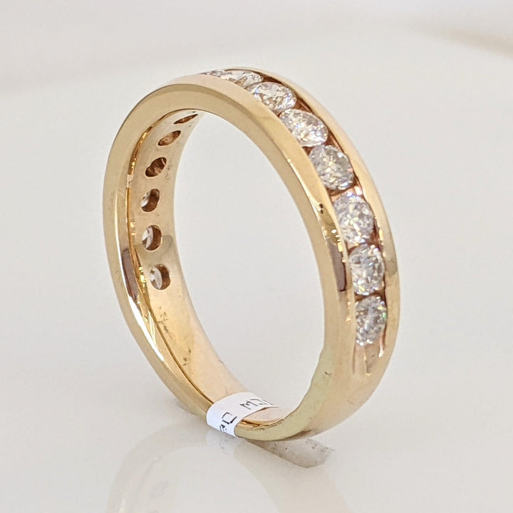 14K .84 CARAT TOTAL WEIGHT SI2 H DIAMOND ROUND (14) ESTATE CHANNEL BAND 4.0 GRAMS