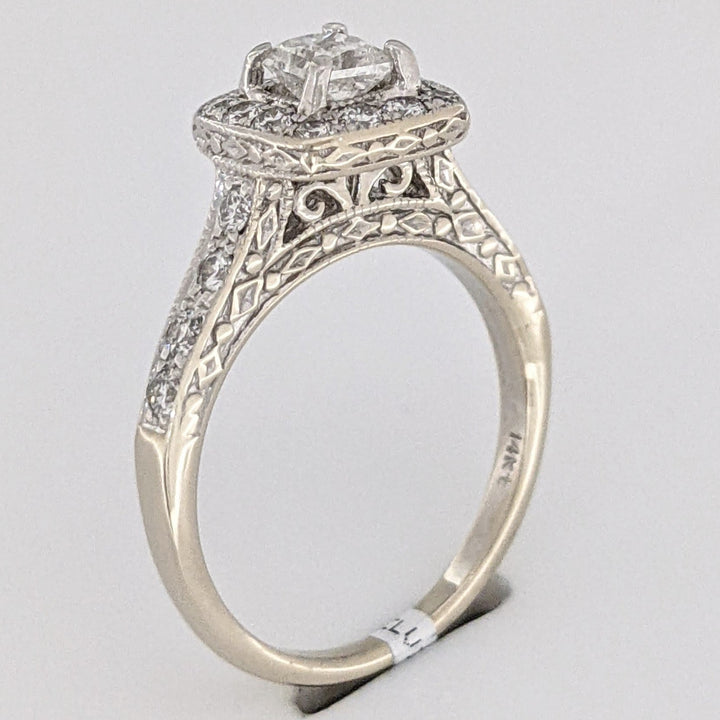 14K WHITE .90 CARAT TOTAL WEIGHT I1 H DIAMOND PRINCESS CUT (1) ROUND (20) ESTATE HALO RING 4.5 GRAMS