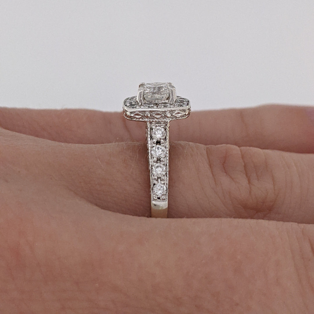 14K WHITE .90 CARAT TOTAL WEIGHT I1 H DIAMOND PRINCESS CUT (1) ROUND (20) ESTATE HALO RING 4.5 GRAMS