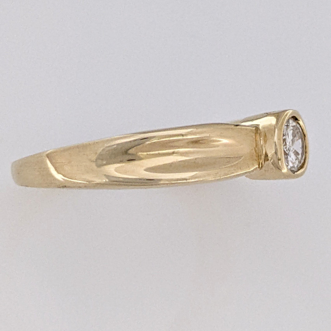 14K .30 CARAT TOTAL I1 J DIAMOND ROUND ESTATE BEZEL RING 4.5 GRAMS