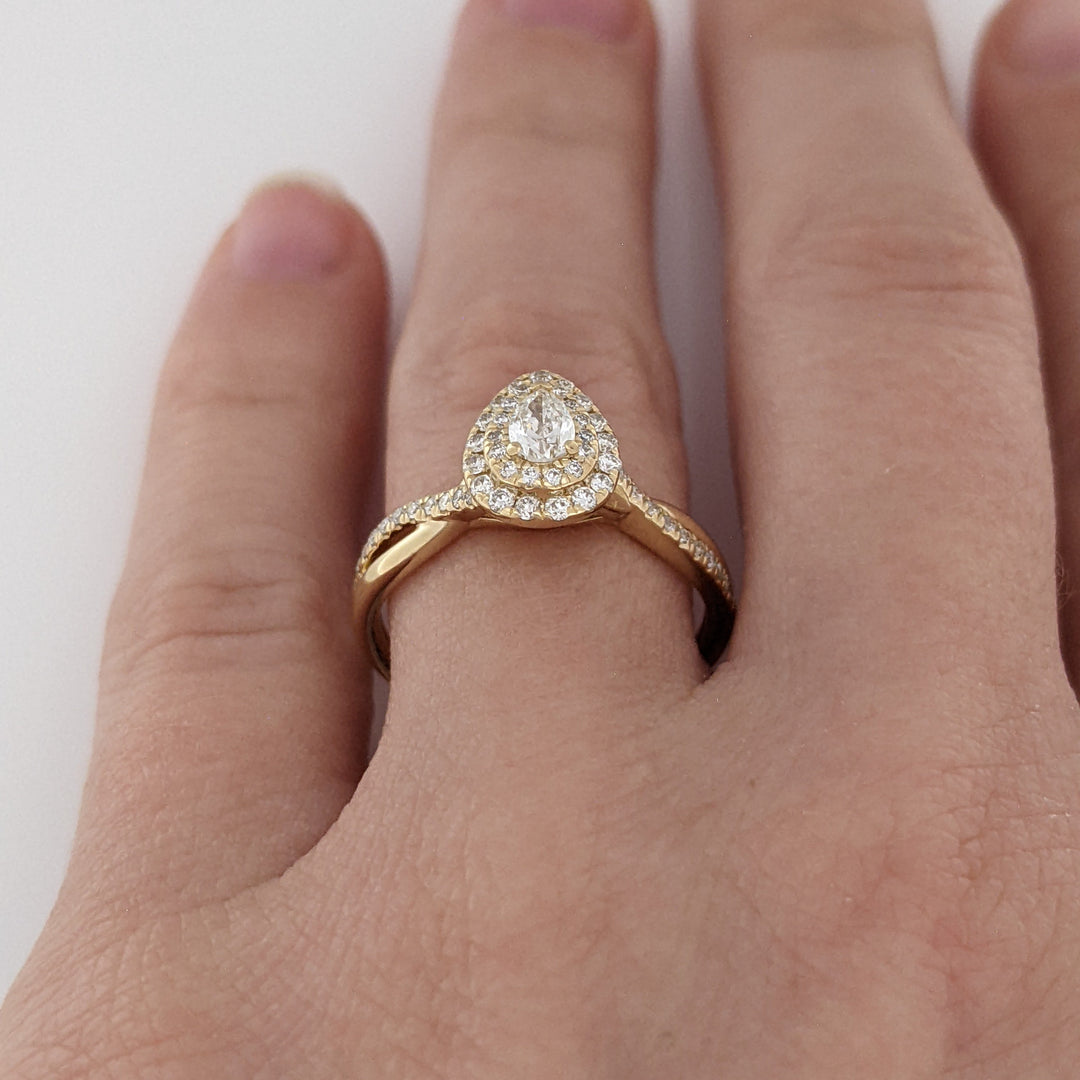 14K .53 CARAT TOTAL WEIGHT SI1 J DIAMOND PEAR (1) ROUND (56) DOUBLE HALO ESTATE RING 2.8 GRAMS