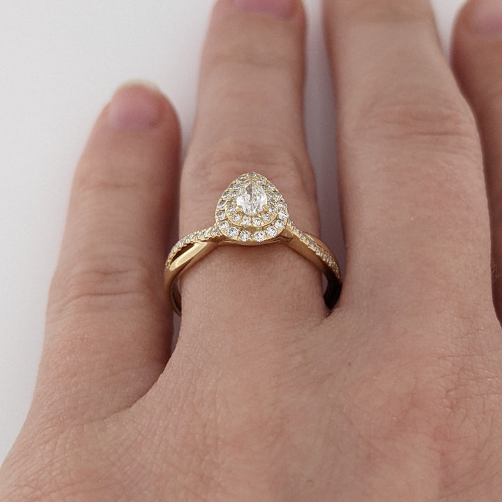 14K .53 CARAT TOTAL WEIGHT SI1 J DIAMOND PEAR (1) ROUND (56) DOUBLE HALO ESTATE RING 2.8 GRAMS