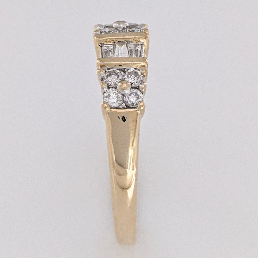 14K .54 CARAT TOTAL WEIGHT SI2 I DIAMOND ROUND (12) BAGUETTE (6) ESTATE BAND 2.8 GRAMS