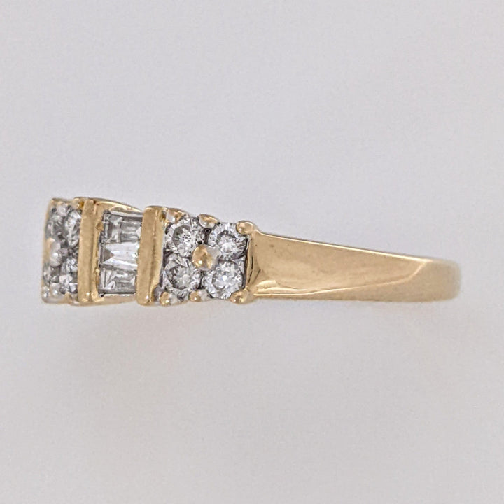 14K .54 CARAT TOTAL WEIGHT SI2 I DIAMOND ROUND (12) BAGUETTE (6) ESTATE BAND 2.8 GRAMS