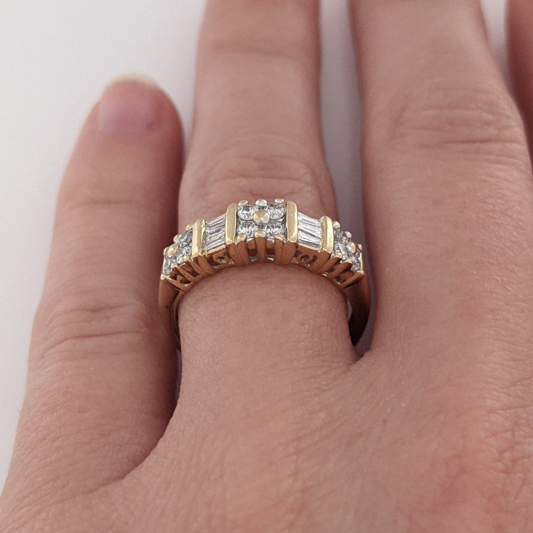 14K .54 CARAT TOTAL WEIGHT SI2 I DIAMOND ROUND (12) BAGUETTE (6) ESTATE BAND 2.8 GRAMS