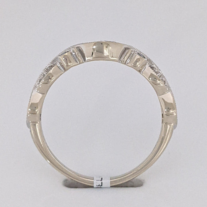 14K WHITE .16 CARAT TOTAL WEIGHT SI1 J DIAMOND ROUND (16) FANCY ESTATE BAND 2.5 GRAMS