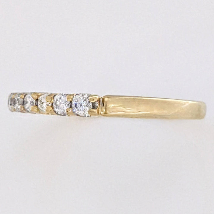 14K .21 CARAT TOTAL WEIGHT I1 H DIAMOND ROUND (7) ESTATE PRONG BAND 2.4 GRAMS