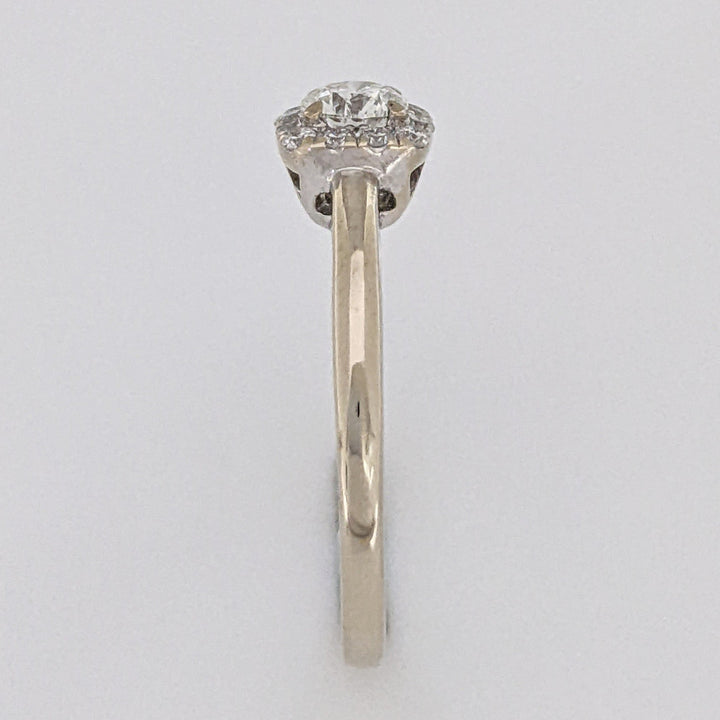 18K WHITE .50 CARAT TOTAL WEIGHT SI1 H DIAMOND ROUND (13) ESTATE HALO RING 3.0 GRAMS