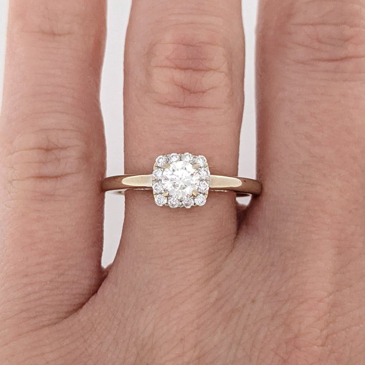 18K WHITE .50 CARAT TOTAL WEIGHT SI1 H DIAMOND ROUND (13) ESTATE HALO RING 3.0 GRAMS