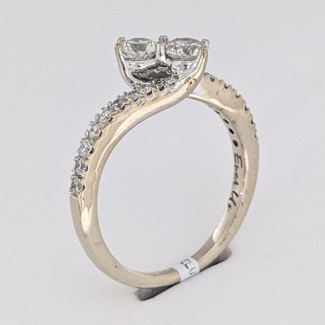 14K WHITE .89 CARAT TOTAL WEIGHT I1 I DIAMOND ROUND (22) BYPASS ESTATE RING 3.4 GRAMS