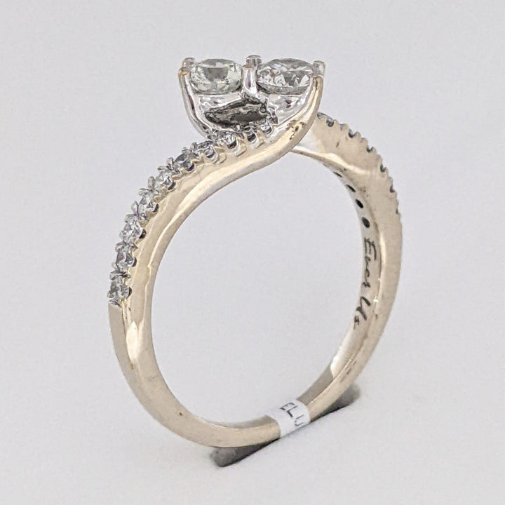 14K WHITE .89 CARAT TOTAL WEIGHT I1 I DIAMOND ROUND (22) BYPASS ESTATE RING 3.4 GRAMS