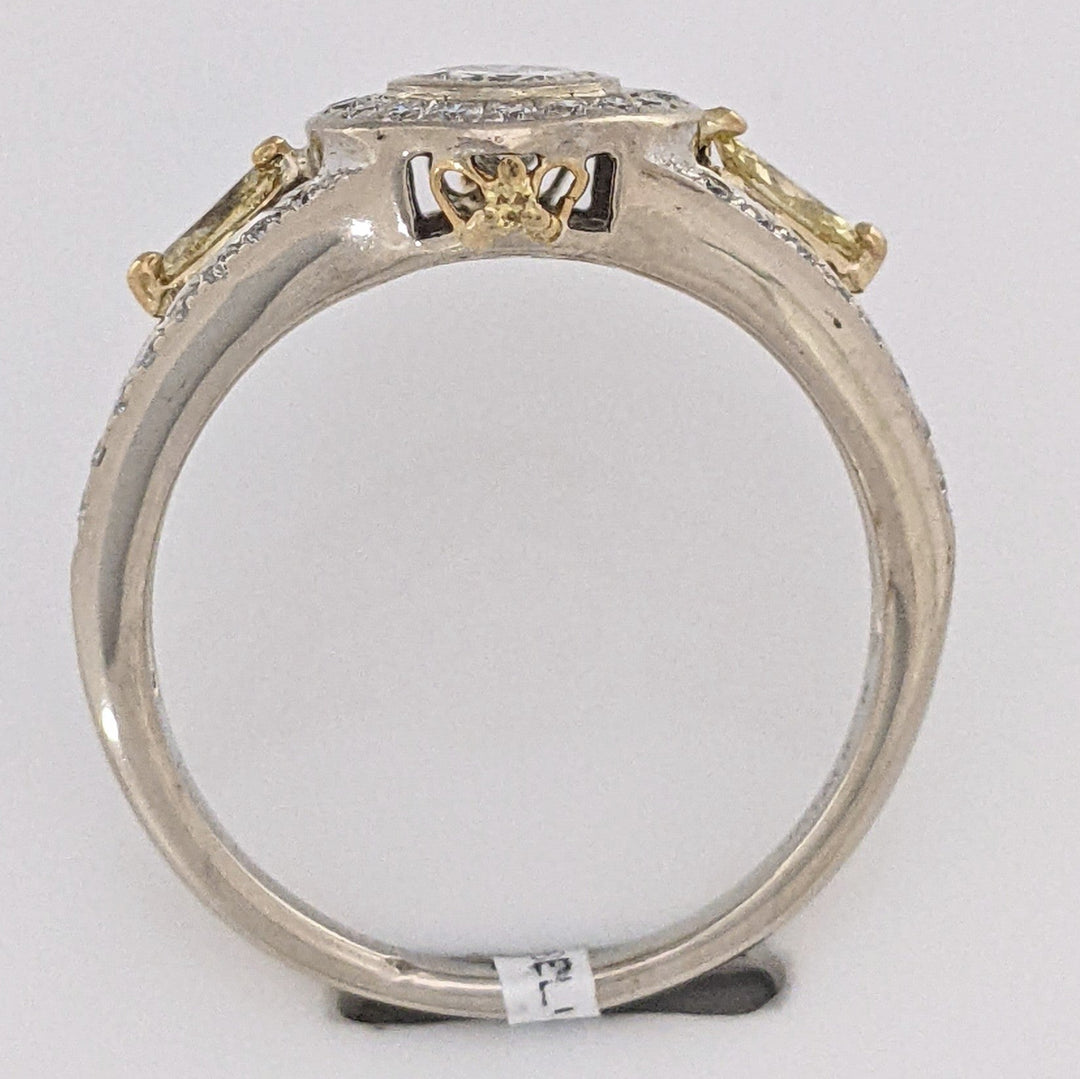 14K WHITE 1.06 CARAT TOTAL WEIGHT DIAMOND ROUND (53) WITH (2) YELLOW MARQUISE ESTATE RING 4.5 GRAMS