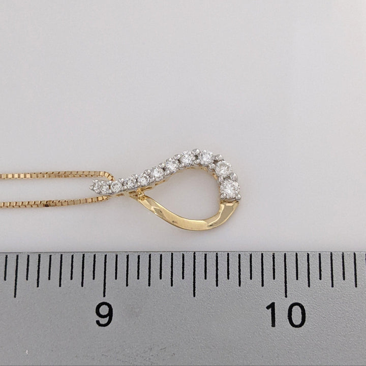 14K .30 CARAT TOTAL WEIGHT I1 I DIAMOND ROUND (11) TWIST ESTATE PENDANT & CHAIN 1.7 GRAMS