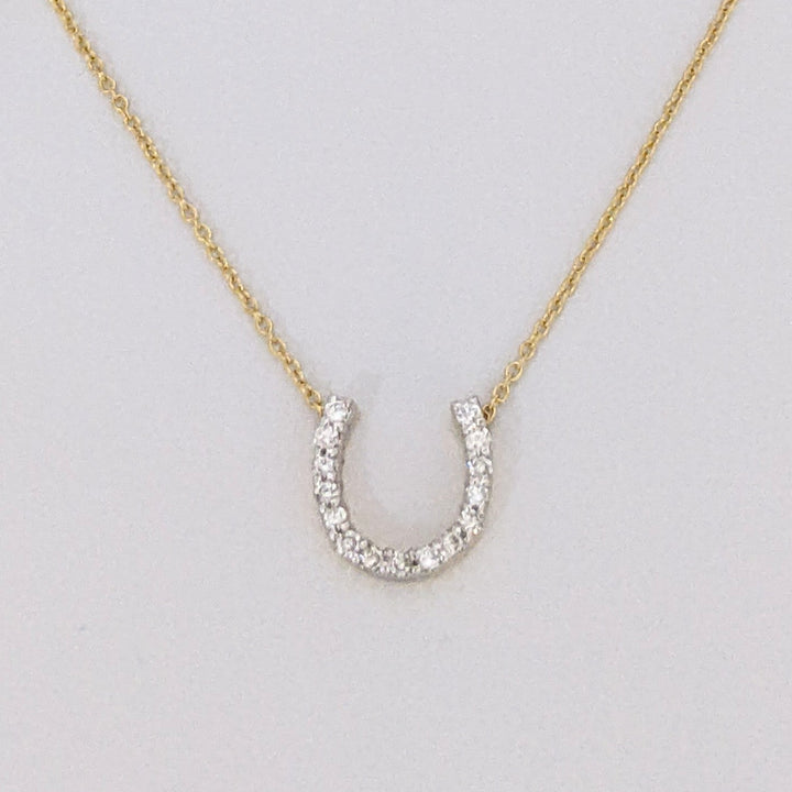 14K .15 CARAT TOTAL WEIGHT DIAMOND ROUND (15) ESTATE HORSESHOE NECKLACE 2.0 GRAMS