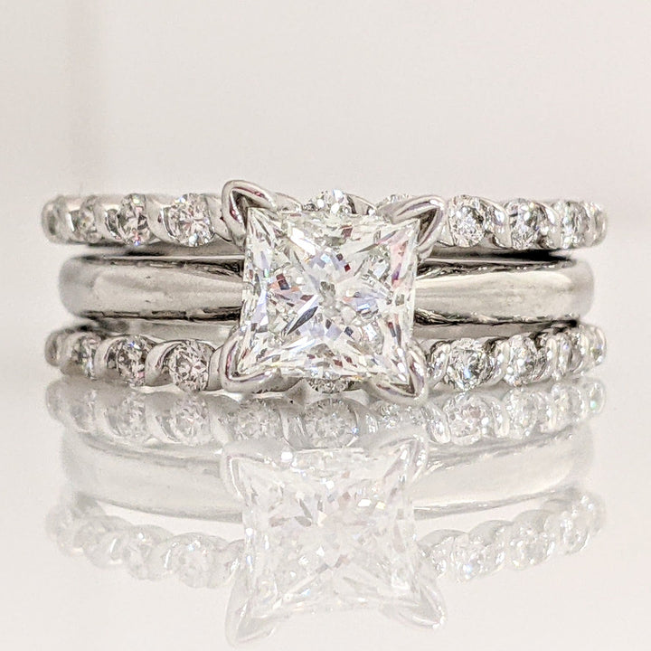 14K WHITE 1.50 CARAT TOTAL WEIGHT I1 H DIAMOND PRINCESS CUT WITH (22) ROUND ESTATE RING/ BANDS SET 5.2 GRAMS