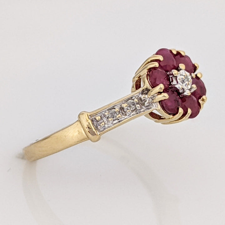 10K RUBY ROUND (6) 2.5MM WITH (5) MELEE ESTATE RING 2.3 GRAMS