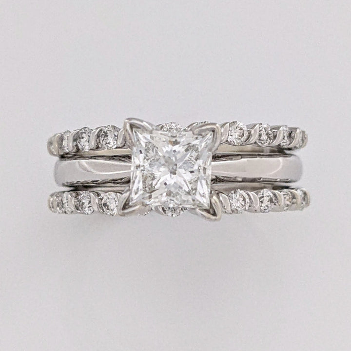 14K WHITE 1.50 CARAT TOTAL WEIGHT I1 H DIAMOND PRINCESS CUT WITH (22) ROUND ESTATE RING/ BANDS SET 5.2 GRAMS