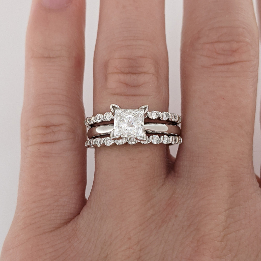 14K WHITE 1.50 CARAT TOTAL WEIGHT I1 H DIAMOND PRINCESS CUT WITH (22) ROUND ESTATE RING/ BANDS SET 5.2 GRAMS