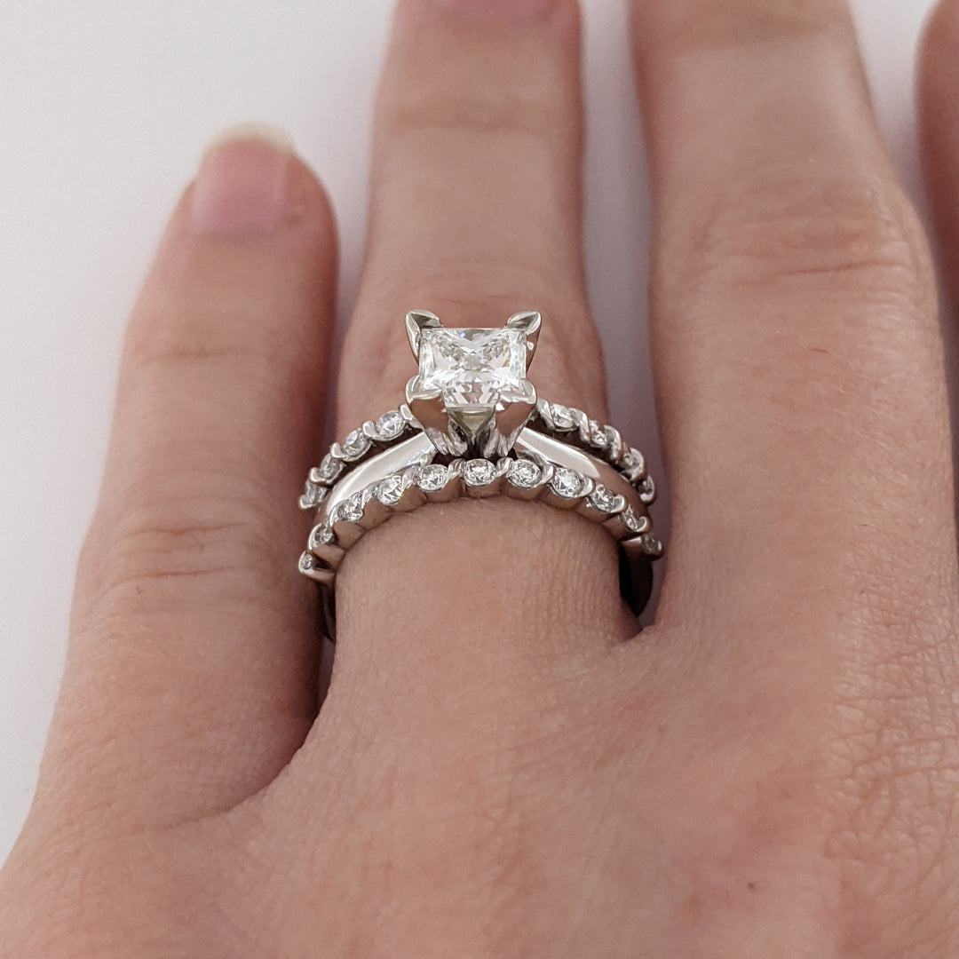 14K WHITE 1.50 CARAT TOTAL WEIGHT I1 H DIAMOND PRINCESS CUT WITH (22) ROUND ESTATE RING/ BANDS SET 5.2 GRAMS
