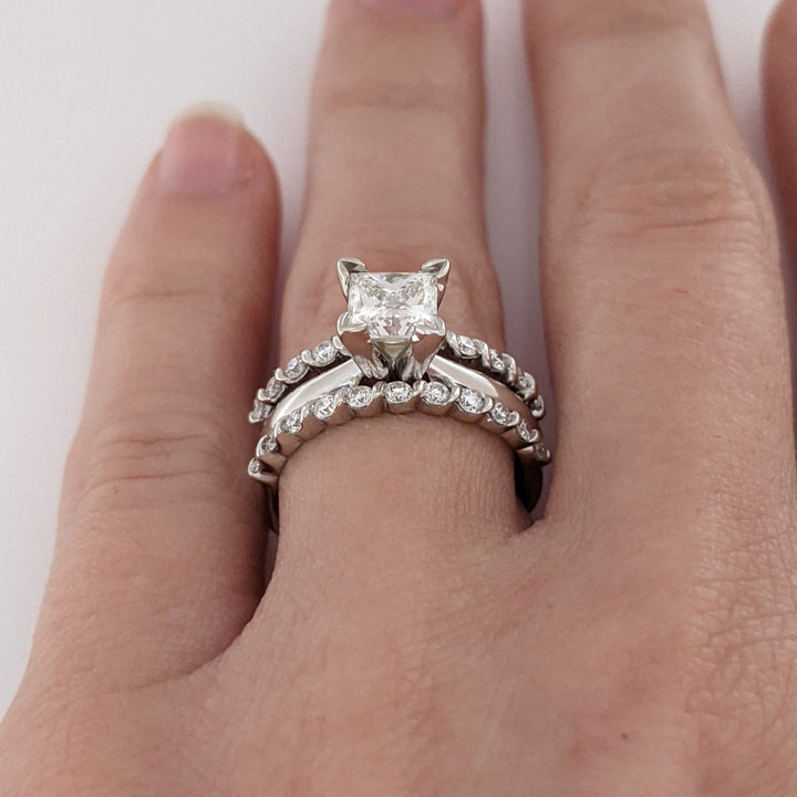 14K WHITE 1.50 CARAT TOTAL WEIGHT I1 H DIAMOND PRINCESS CUT WITH (22) ROUND ESTATE RING/ BANDS SET 5.2 GRAMS