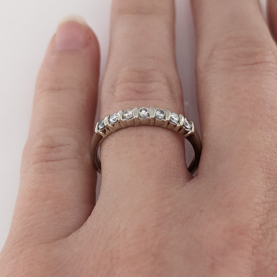14K WHITE .42 CARAT TOTAL WEIGHT SI2 H DIAMOND ROUND (7) ESTATE BAR SET BAND 2.1 GRAMS