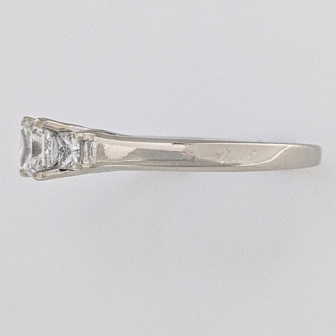 14K WHITE .74 CARAT TOTAL WEIGHT SI2 F-H DIAMOND PRINCESS CUT (3) ESTATE TRINITY RING 2.3 GRAMS