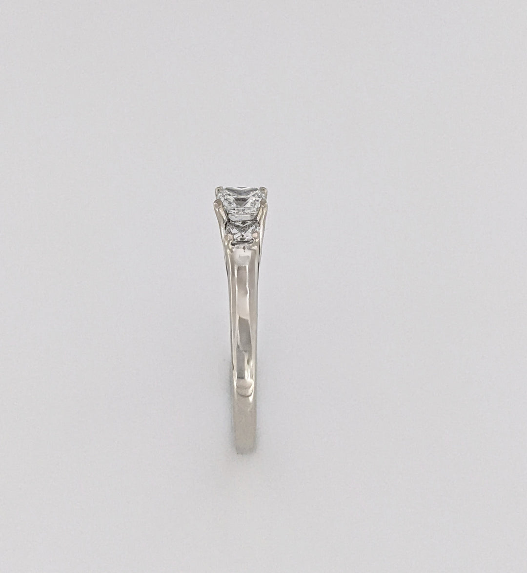 14K WHITE .74 CARAT TOTAL WEIGHT SI2 F-H DIAMOND PRINCESS CUT (3) ESTATE TRINITY RING 2.3 GRAMS