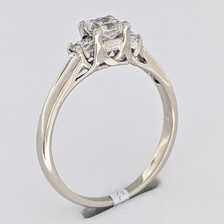 14K WHITE .74 CARAT TOTAL WEIGHT SI2 F-H DIAMOND PRINCESS CUT (3) ESTATE TRINITY RING 2.3 GRAMS