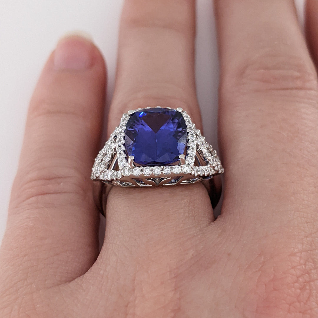 14K WHITE TANZANITE "AA" CUSHION CUT 9X11 WITH .52 DIAMOND TOTAL WEIGHT ESTATE RING 5.3 GRAMS