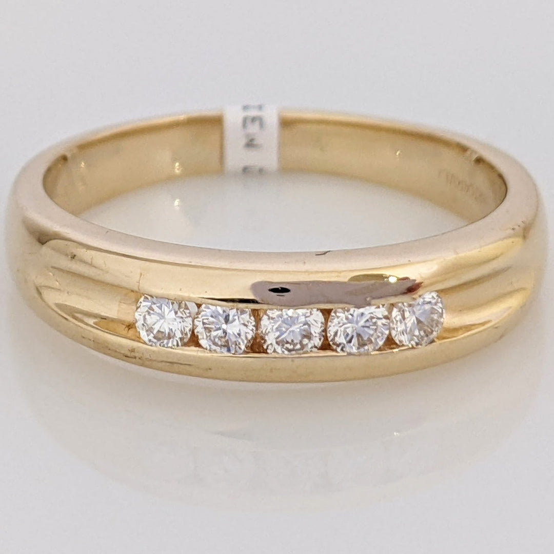 14k .20 CARAT TOTAL WEIGHT SI1 I DIAMOND ROUND (5) ESTATE CHANNEL BAND 4.6 GRAMS