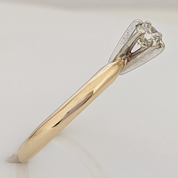 14K .31 CARAT TOTAL I1 I DIAMOND ROUND ESTATE SOLITAIRE RING 2.2 GRAMS