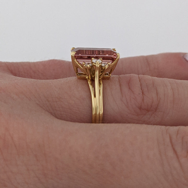 18K PINK TOPAZ EMERALD CUT 7X11 WITH .12 DIAMOND TOTAL WEIGHT (6) ROUND ESTATE RING 4.4 GRAMS