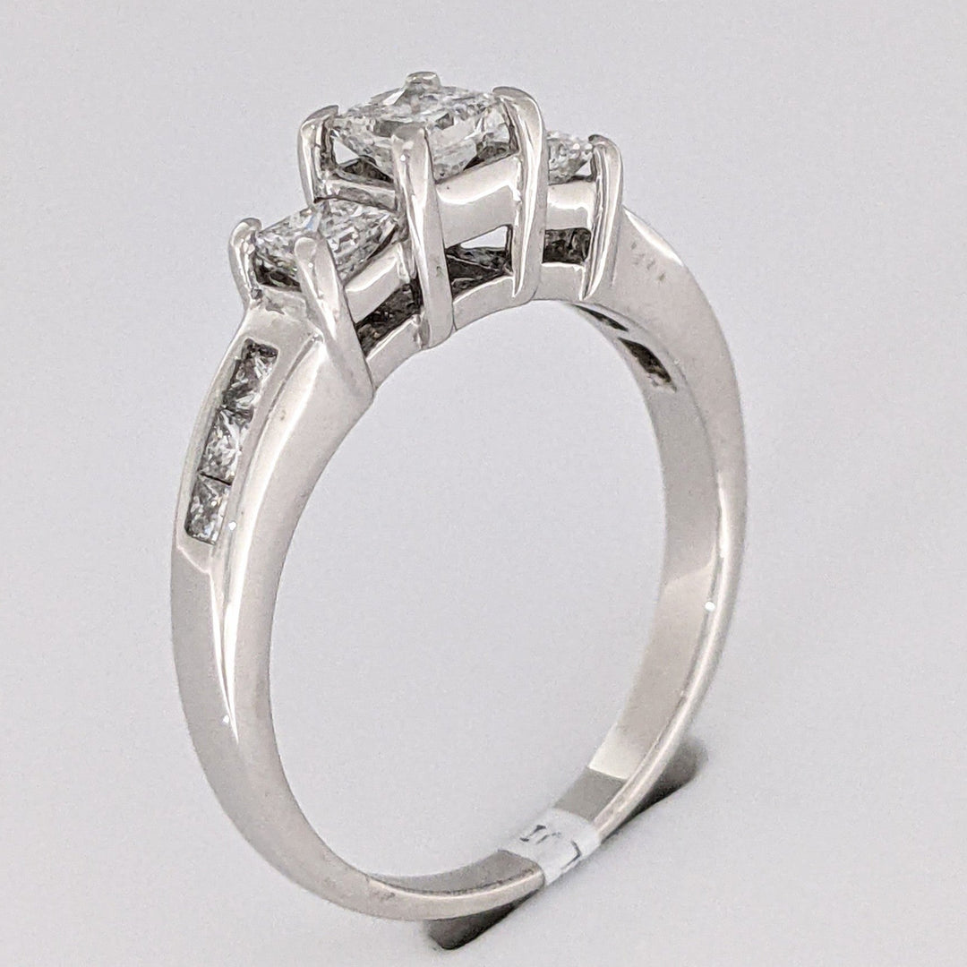 14K WHITE .99 CARAT TOTAL WEIGHT I1 G DIAMOND PRINCESS CUT (9) ESTATE RING 3.7 GRAMS