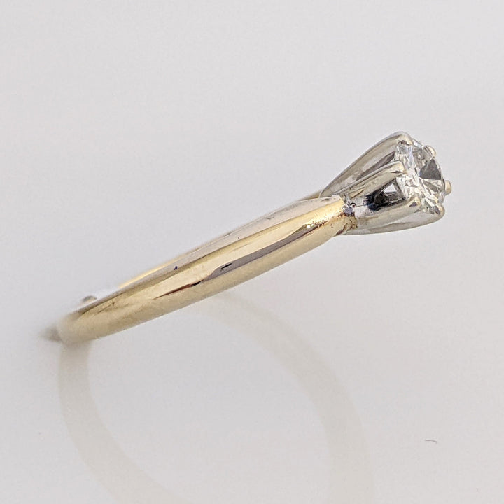 14K .27 CARAT TOTAL I1 I DIAMOND ROUND SOLITAIRE ESTATE RING 2.9 GRAMS