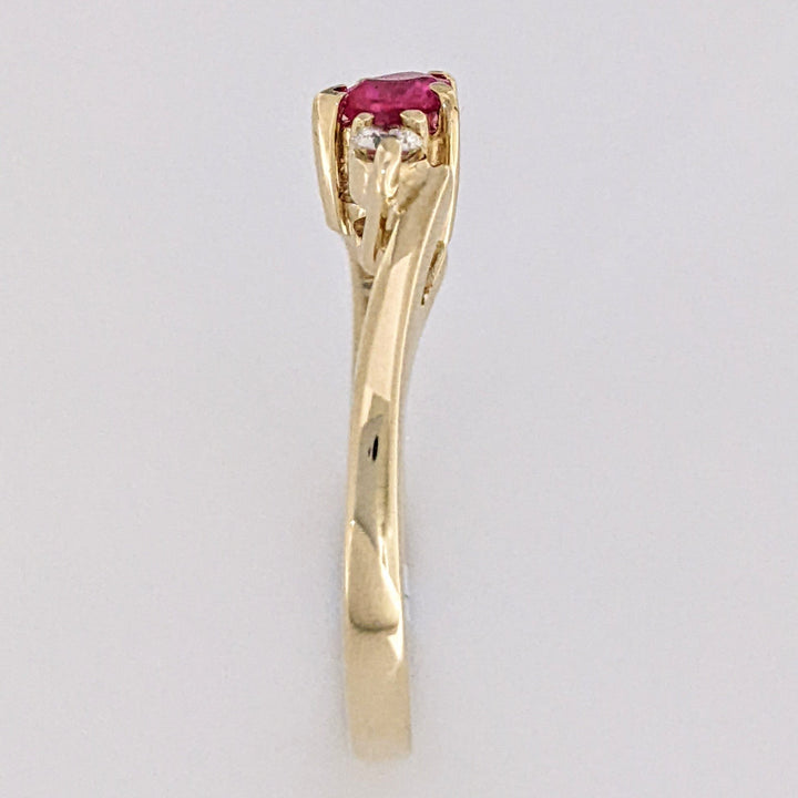 14K RUBY HEART 4.0MM WITH .20 DIAMOND TOTAL WEIGHT ESTATE RING 2.9 GRAMS