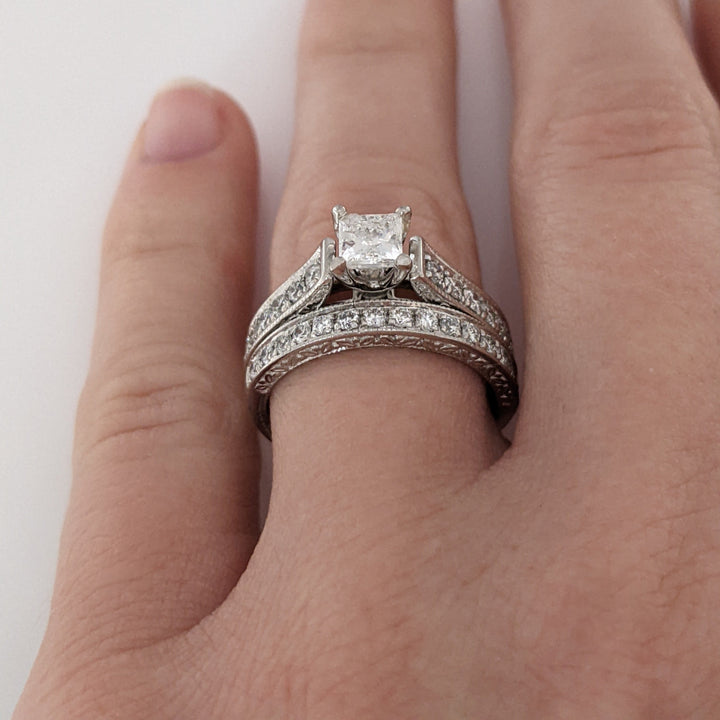 14K WHITE 1.04 CARAT TOTAL WEIGHT I2 G DIAMOND PRINCESS CUT WITH (27) MELEE RING/ BAND ESTATE SET 5.9 GRAMS