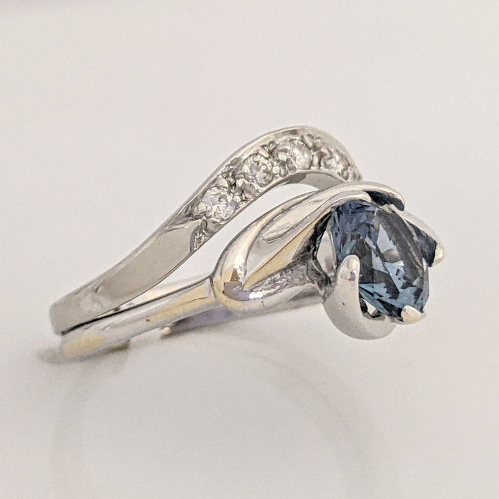 14K/ 10K BLUE TOPAZ ROUND 7MM WITH .10 DIAMOND TOTAL WEIGHT CURVED ESTATE RING/ BAND SET 4.5 GRAMS