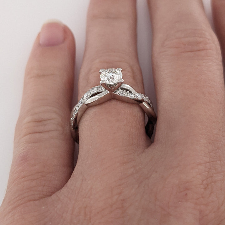 14K WHITE 1.17 CARAT TOTAL WEIGHT I1 J DIAMOND ROUND (23) TWIST SHANK ESTATE RING 2.3 GRAMS