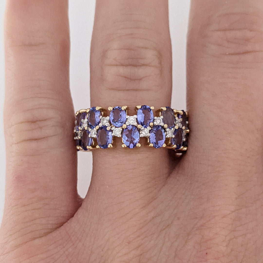14K TANZANITE OVAL (26) 3X4 WITH (26) MELEE ESTATE BAND 5.4 GRAMS