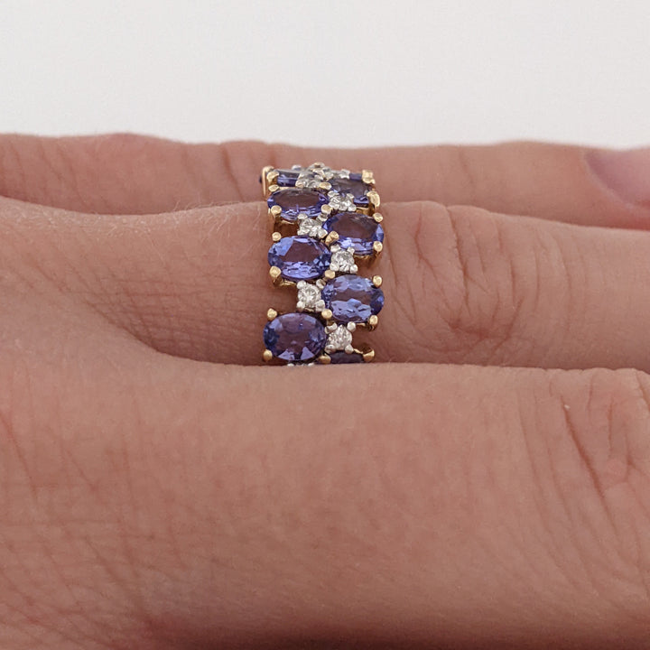 14K TANZANITE OVAL (26) 3X4 WITH (26) MELEE ESTATE BAND 5.4 GRAMS