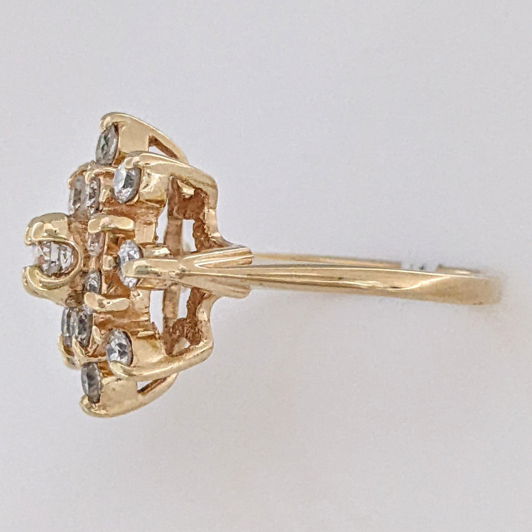 14K .81 CARAT TOTAL WEIGHT I1 H DIAMOND ROUND (17) ESTATE CLUSTER RING 4.0 GRAMS