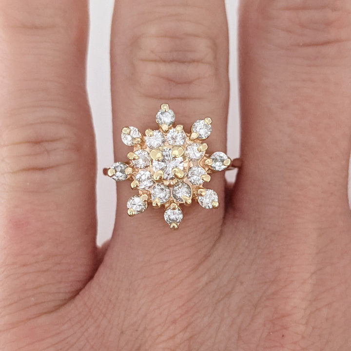 14K .81 CARAT TOTAL WEIGHT I1 H DIAMOND ROUND (17) ESTATE CLUSTER RING 4.0 GRAMS