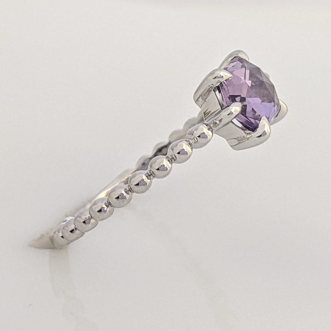 14K WHITE AMETHYST HEXAGON 1.48 CARAT TOTAL BEAD SHANK ESTATE RING 1.7 GRAMS