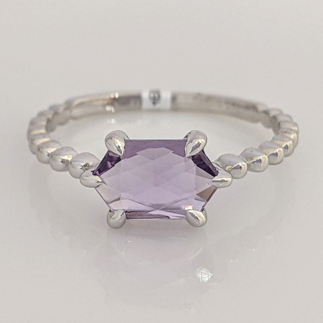 14K WHITE AMETHYST HEXAGON 1.48 CARAT TOTAL BEAD SHANK ESTATE RING 1.7 GRAMS