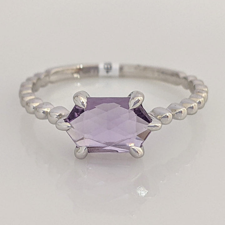 14K WHITE AMETHYST HEXAGON 1.48 CARAT TOTAL BEAD SHANK ESTATE RING 1.7 GRAMS