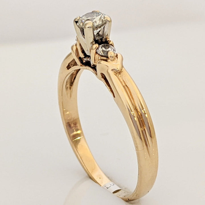 14K .40 CARAT TOTAL WEIGHT SI2 H DIAMOND ROUND (3) TRINITY ESTATE RING 3.3 GRAMS