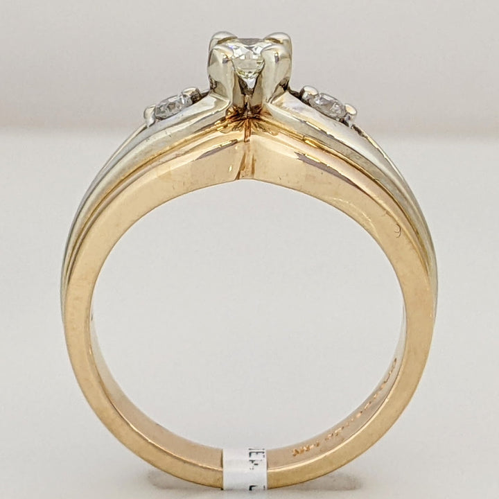 14K TWO-TONE .27 CARAT TOTAL WEIGHT DIAMOND ROUND (3) TRINITY ESTATE RING 5.7 GRAMS