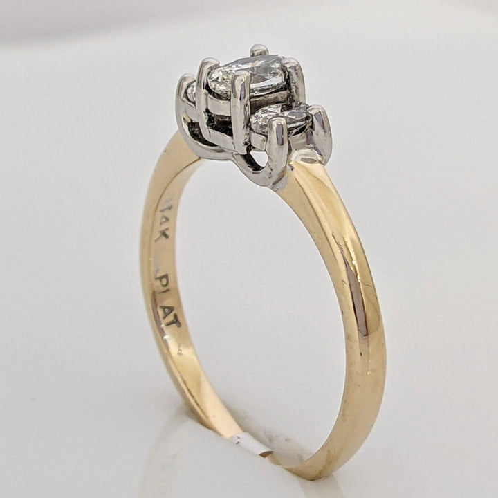 14K/ PLATINUM .50 CARAT TOTAL WEIGHT SI3-I1 I DIAMOND OVAL TRINITY ESTATE RING 2.8 GRAMS