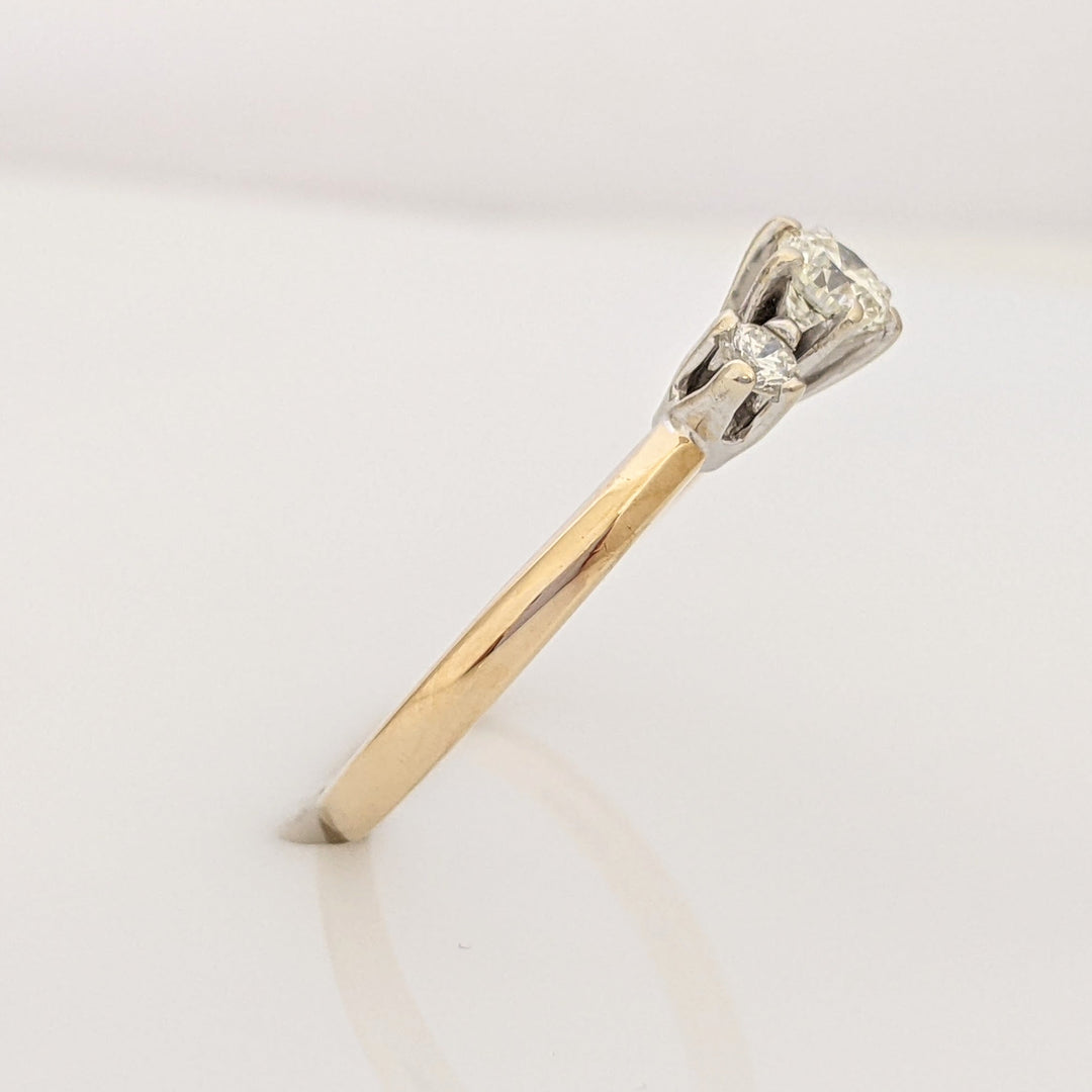 14K .47 CARAT TOTAL WEIGHT VS1 H ROUND DIAMOND (3) TRINITY ESTATE RING 2.3 GRAMS