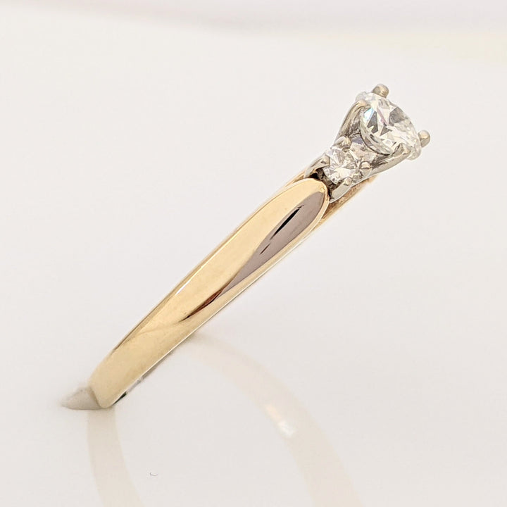 14K .38 CARAT TOTAL WEIGHT VS1 G DIAMOND ROUND (3) TRINITY ESTATE RING 2.4 GRAMS